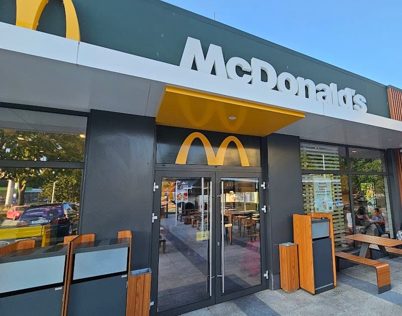 Макдоналдс