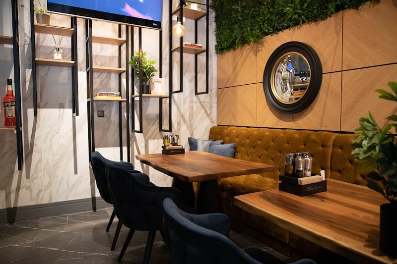 Ла Флор Бар & Грил